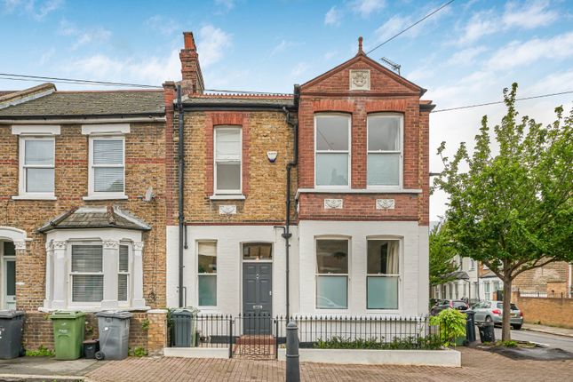 80, Strathleven Road, London photo 3