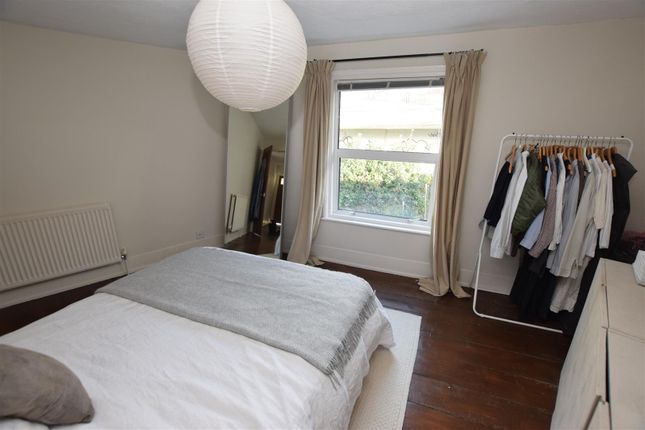 Cottage to rent in Stonefield Road, Hastings