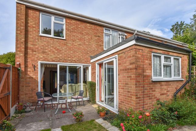 26, Winford Drive, Broxbourne photo 2