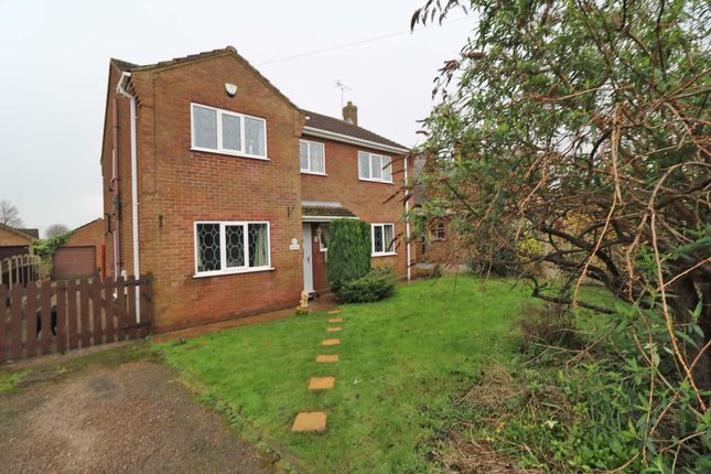 Thumbnail Detached house for sale in Akeferry Road, Westwoodside, Doncaster