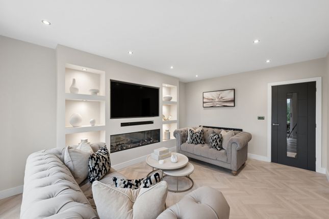 14, Marlow Close, Bolton photo 4