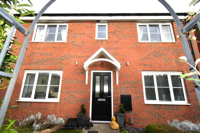3-bed house on 25 Lightning Grove, Hucknall, Nottingham, £295,000