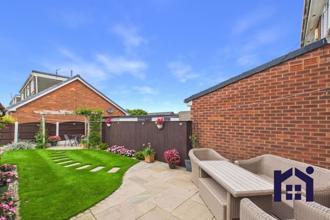 33 Windsor Road, Chorley photo 4