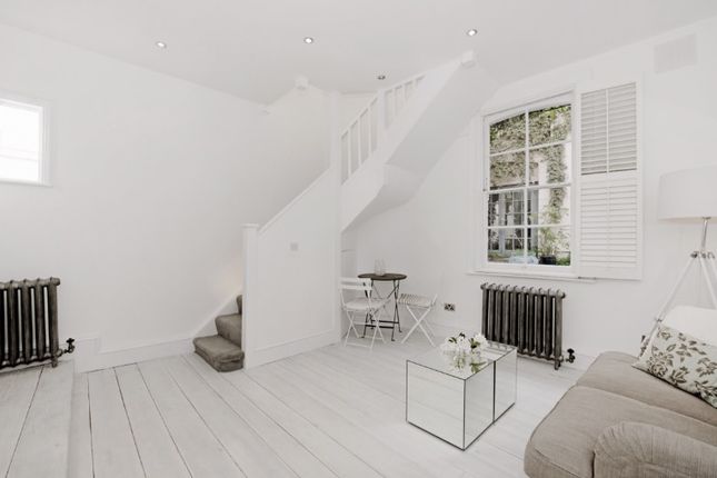 Thumbnail Mews house to rent in Mayfair Mews, Primrose Hill