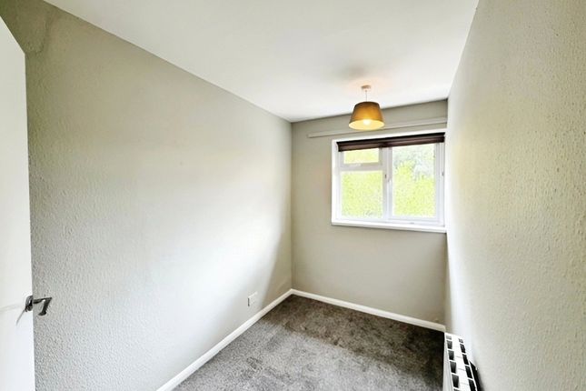 Terraced house to rent in Willow Close, Canterbury, Kent