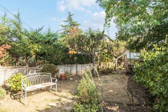 185, Wellington Road, Enfield photo 2