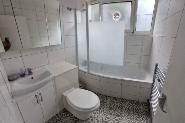 Flat 7, Shreveport House, London photo 4