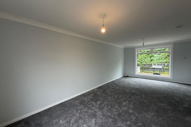 311, Glenrothes photo 2