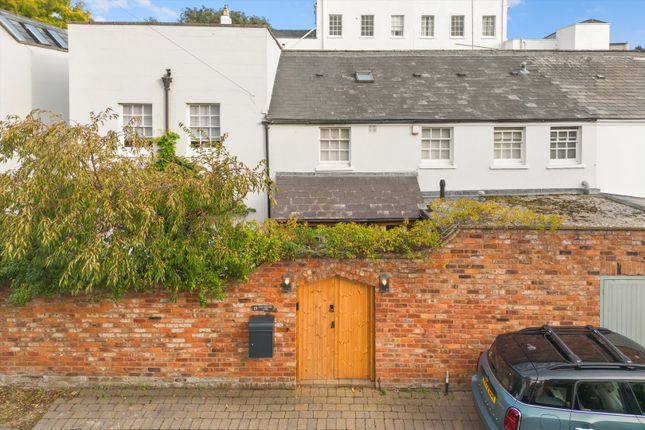 3 Bedroom Semi-Detached in GL50 2QH