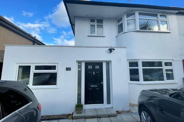 Room Three 142, Harrowdene Road, North Wembley photo 4