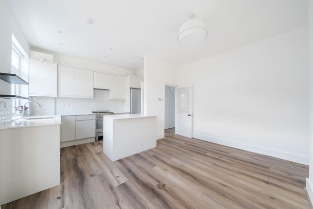 44, Mayhill Road, London photo 3
