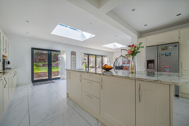 33, Rafford Way, Kent photo 5