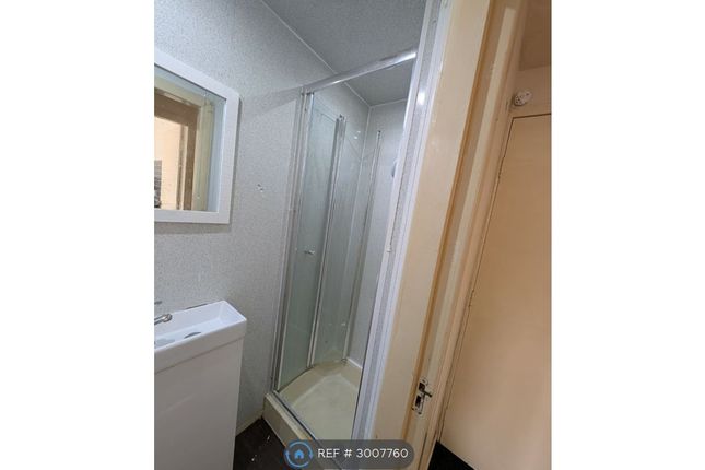 Windsor Avenue, Blackpool photo 5