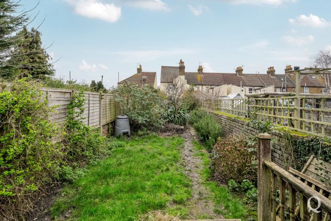 222, London Road, Sittingbourne photo 3