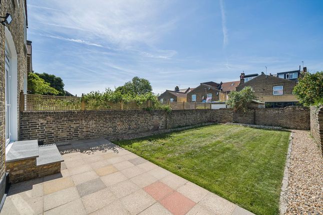 12, Lushington Road, London photo 4