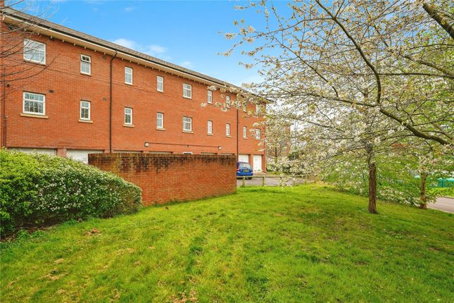 Flat for sale in Regent House, Mayhill Way, Gloucester, Gloucestershire