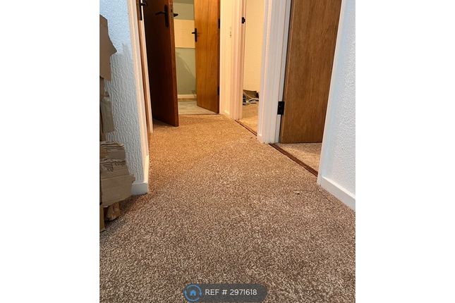 Highlands Drive, Stourton, Leeds photo 5