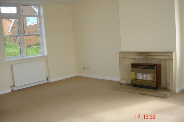 Detached house to rent in Vicarage Road, Wollaston Stourbridge