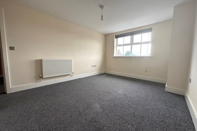 6, Sandpiper House - GOLD SUB, Lee On The Solent photo 3