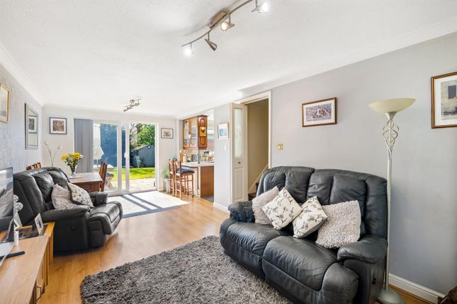 30 Jubilee Way, Storrington, Pulborough photo 4