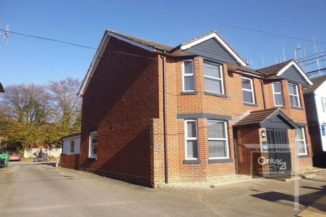 Flat 3,  44, Leigh Road, Eastleigh photo 2