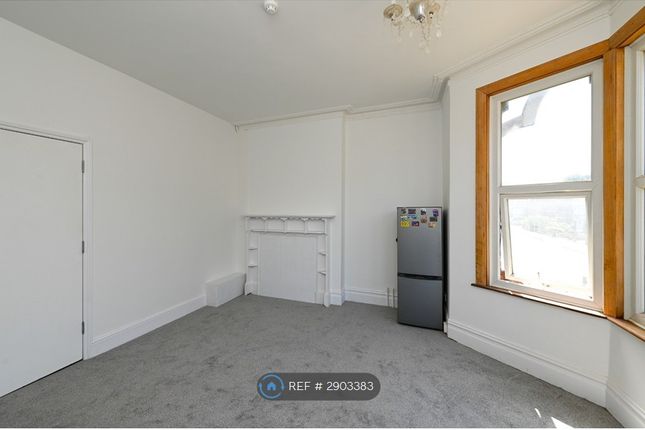Tennyson Avenue, King's Lynn photo 4