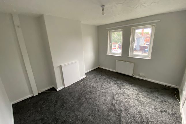 Calvert Road, Kingston upon Hull photo 5