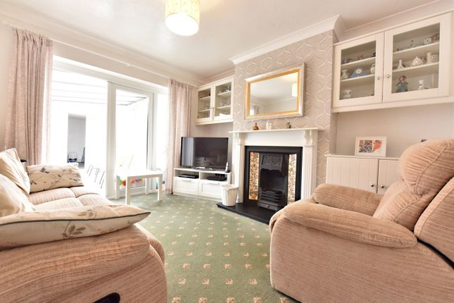 99, Enville Road, Kingswinford photo 2