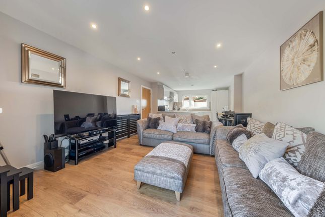 21, Glenagnes Road, Dundee photo 4