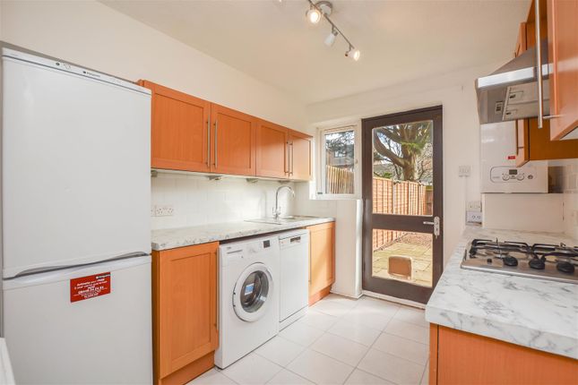 28, Wellington Place, Brentwood photo 3