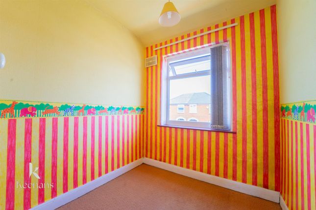 3-bed semi-detached on Warwick Avenue, Manchester, £230,000