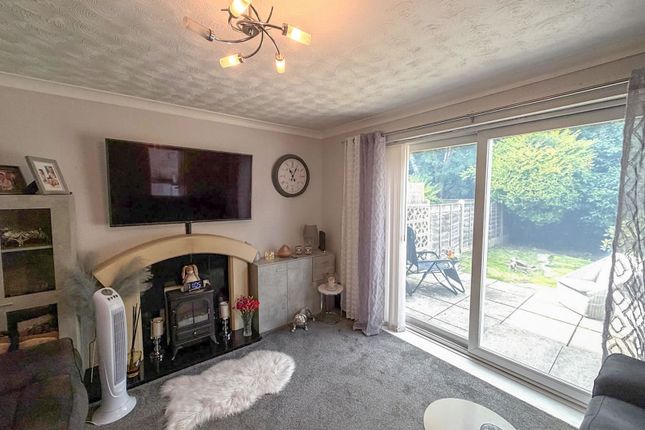 85, Castlerigg Drive, Burnley photo 4