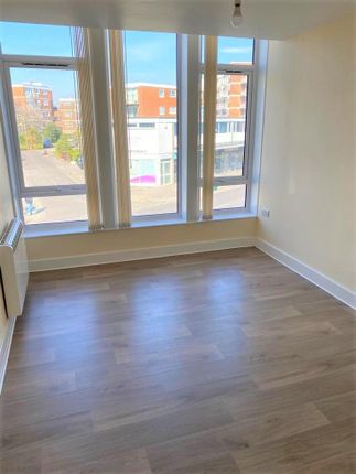 Flat 7, Stoke House, Stoke Road, Gosport, Hampshire, PO12, Gosport photo 4