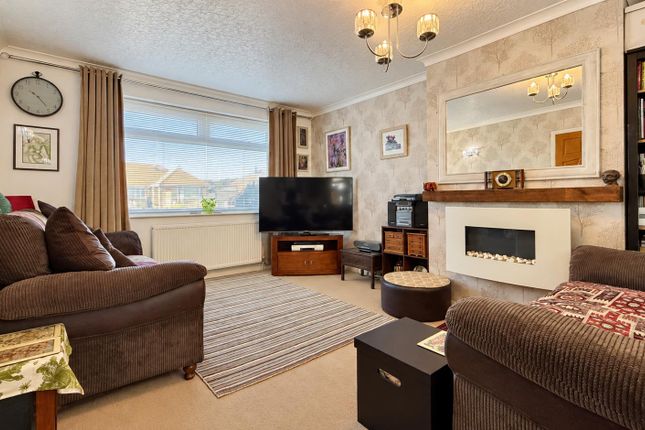Marney Way, Frinton-On-Sea photo 3