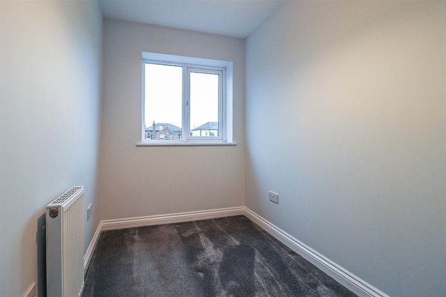 End terrace house for sale in Linaker Street, Southport