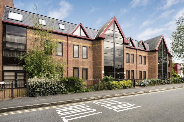 Thumbnail Flat for sale in 15 East Street, Reading