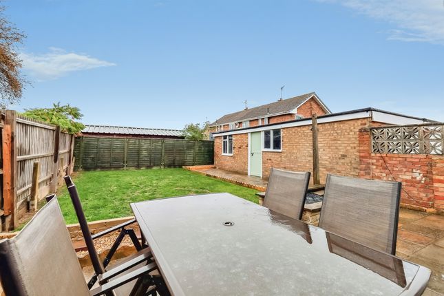 27, Feldale Place, PETERBOROUGH photo 4
