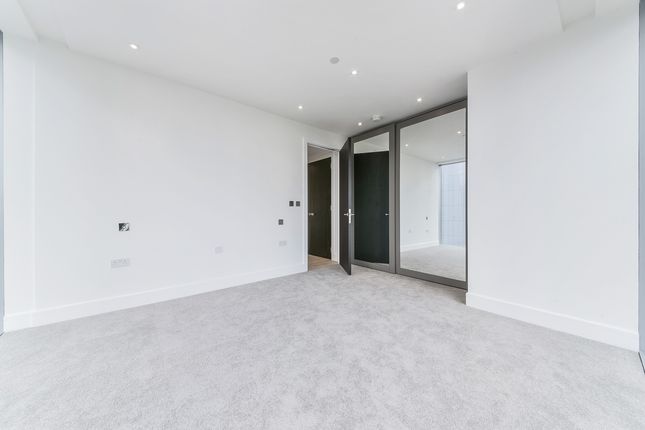 Flat 1502,, Neroli House, Goodman' S Fields photo 4