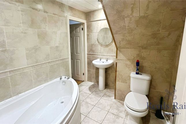 Lorraine Cottage,, Lead Road, Ryton photo 4