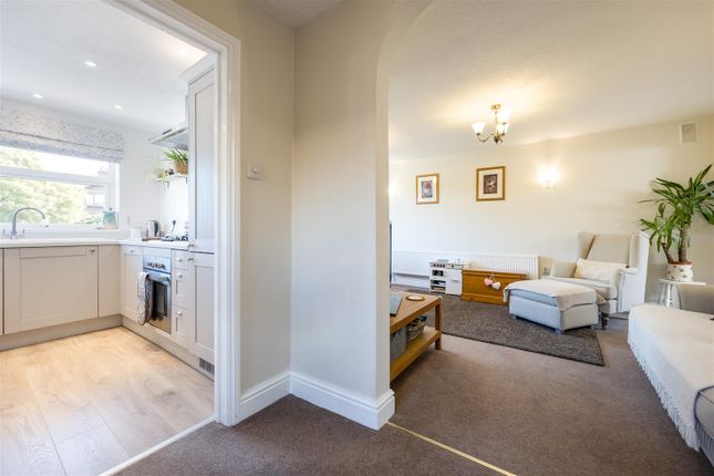 21, Deene Close, Adderbury photo 4