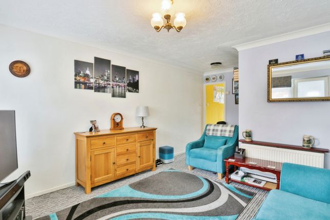 Flat for sale in Bradford Road, Muscliff, Bournemouth, Dorset