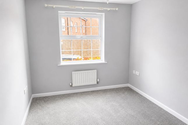 173 Roman Road, Corby photo 4