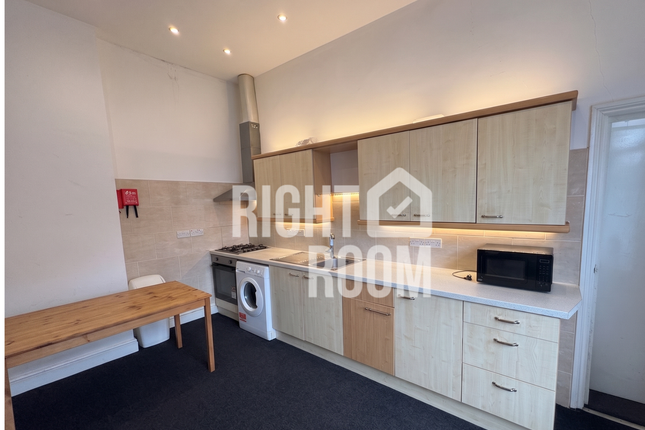 58a Albert Road, Southsea photo 3