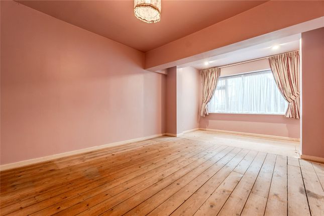 22, Wrenbury Crescent, West Yorkshire photo 4