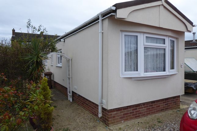 Mobile/park home for sale in Wards Mobile Home Park Way, Marston, Oxford, Oxfordshire