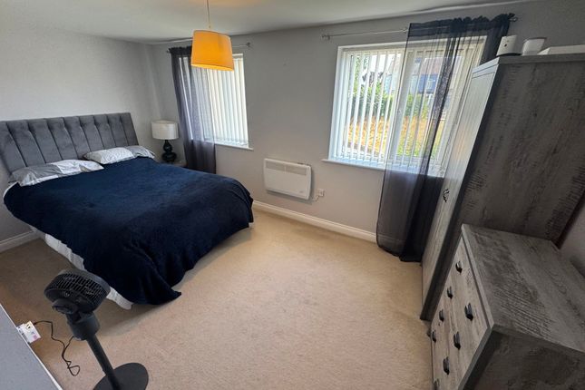 12 Robertson House, Claymond Court, Stockton-on-Tees photo 5