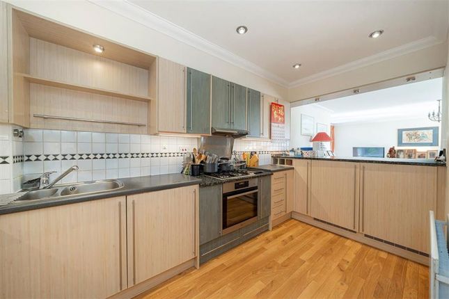 Flat 35, Fairmile House, 30, Twickenham Road, Teddington photo 4
