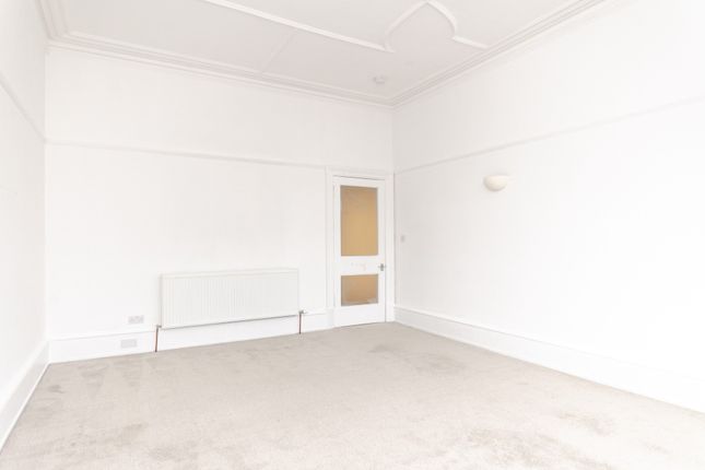 8, Dolphin Road, Pollokshields photo 3