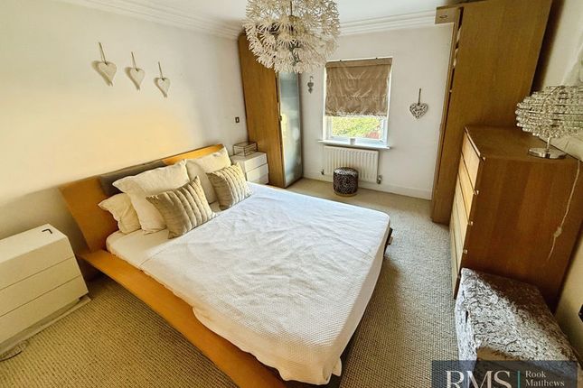 28, Grove Park Crescent, Newcastle Upon Tyne photo 5