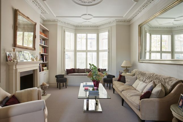 39, Ormiston Grove, Shepherd's Bush W12 photo 4